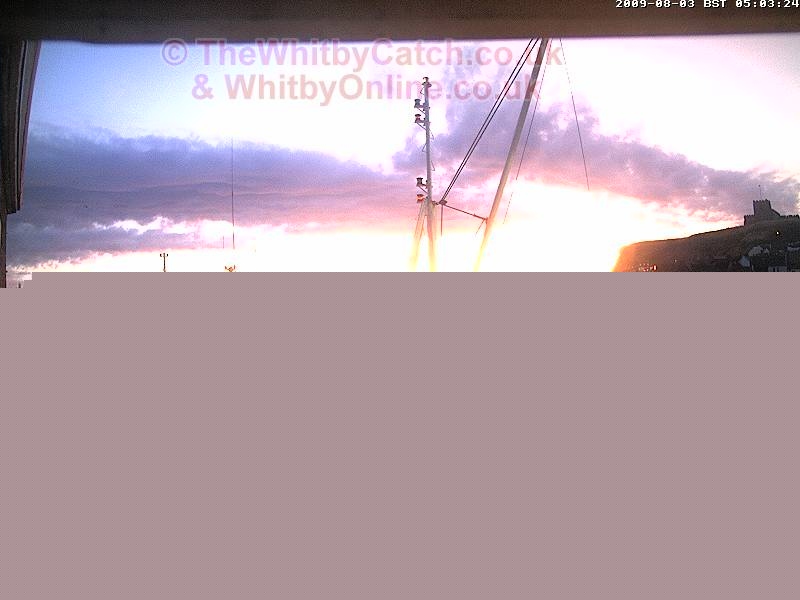 Whitby Mon 3rd August 2009 05:03.