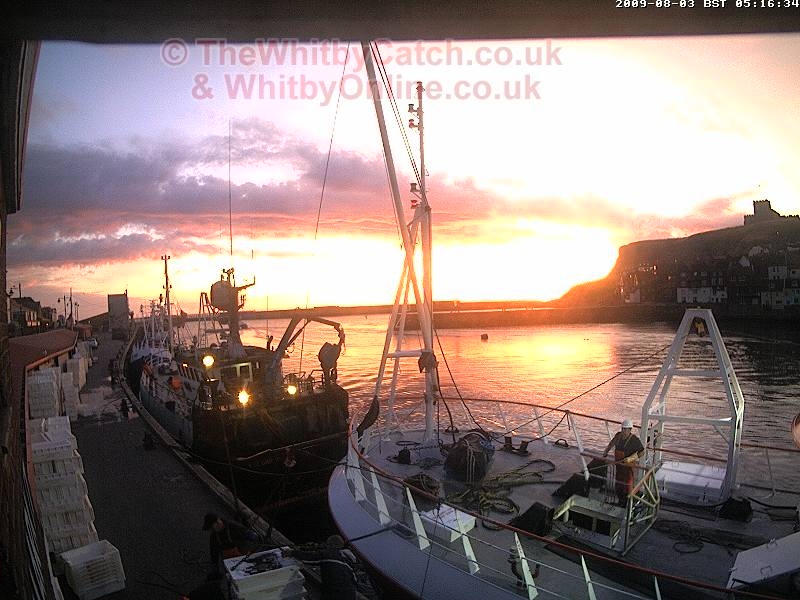 Whitby Mon 3rd August 2009 05:16.