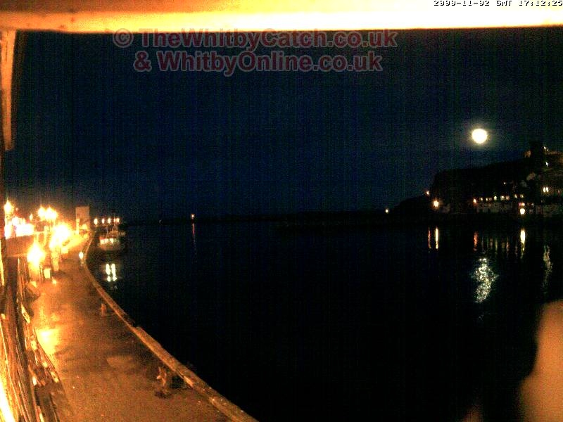 Whitby Mon 2nd November 2009 17:10.