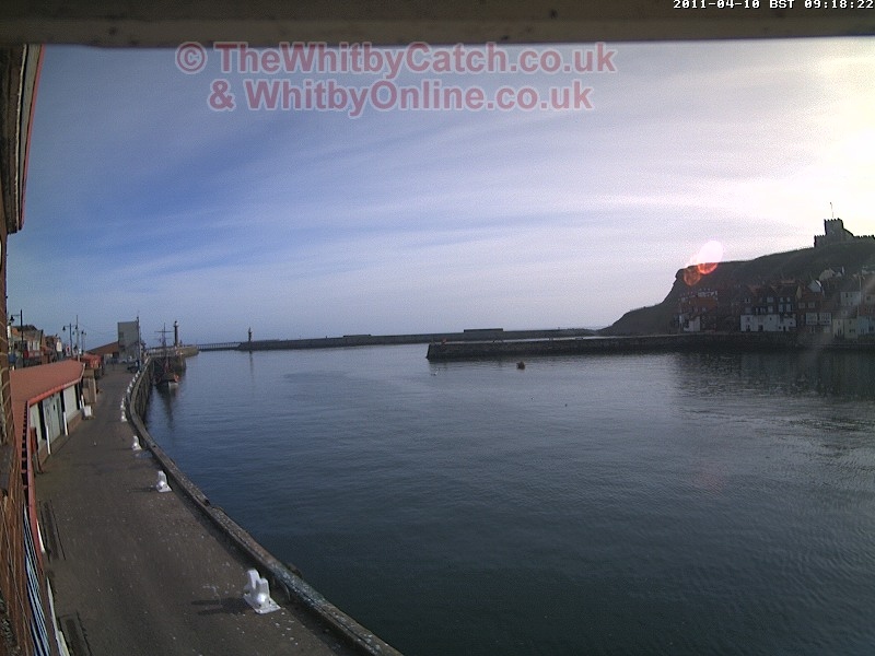 Whitby Sun 10th April 2011 09:08.