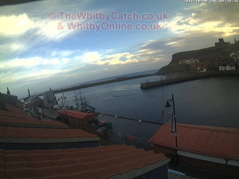 Whitby Sun 30th October 2011 08:25.