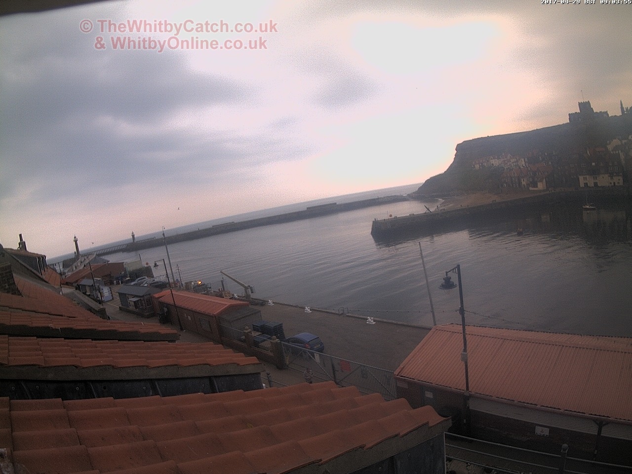 Whitby Sat 29th April 2017 09:04.