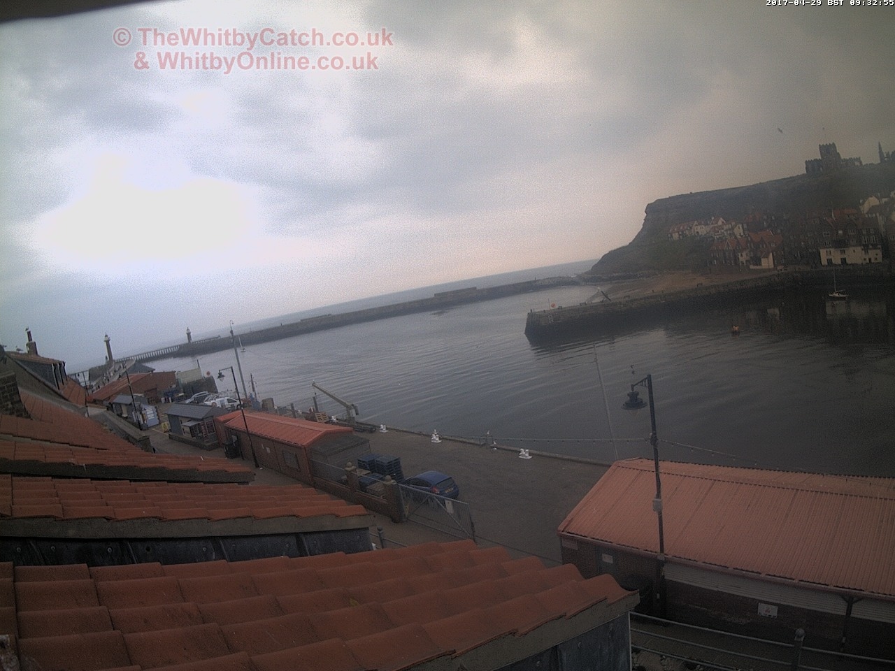 Whitby Sat 29th April 2017 09:33.