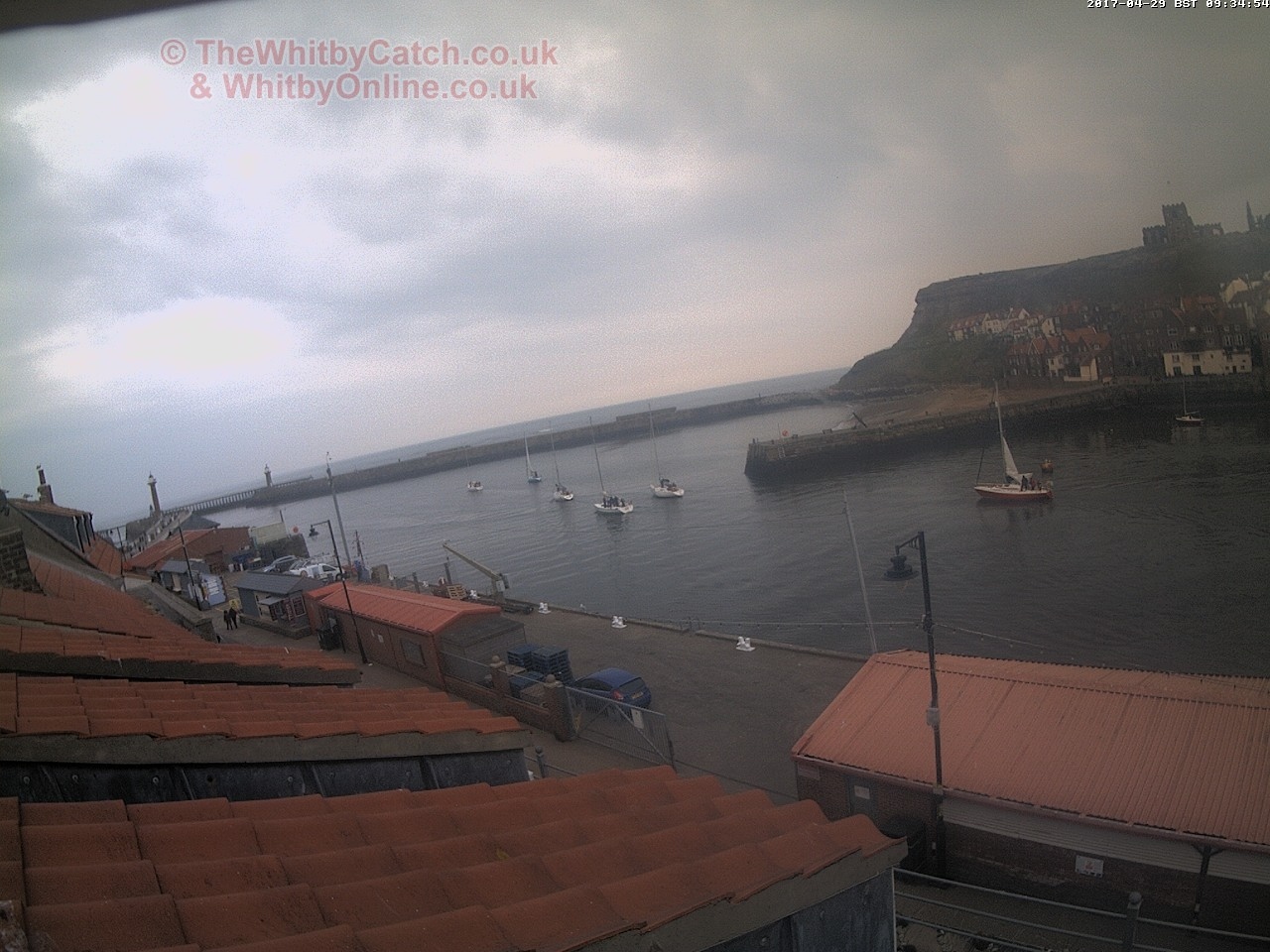 Whitby Sat 29th April 2017 09:35.