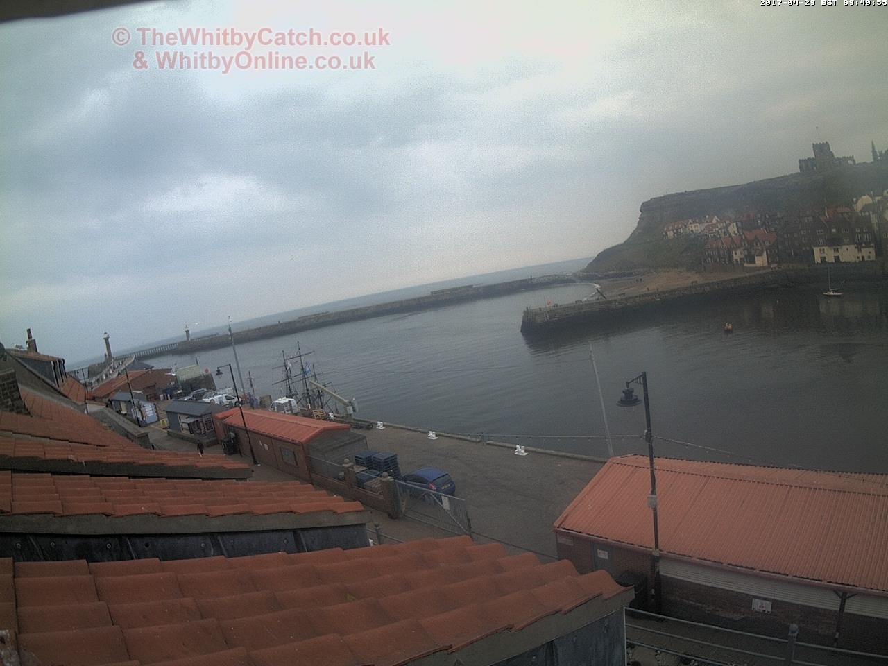 Whitby Sat 29th April 2017 09:41.