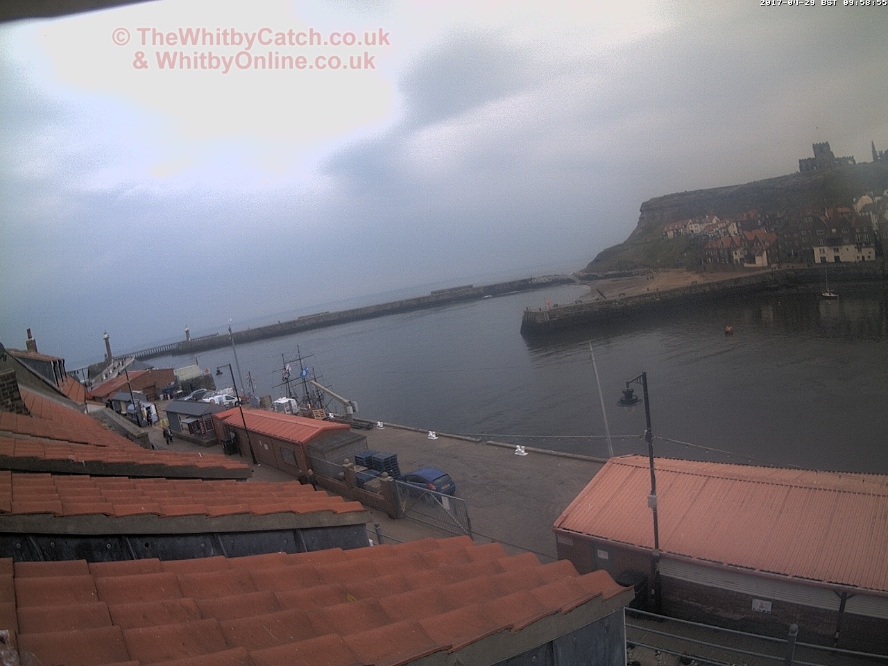 Whitby Sat 29th April 2017 09:59.
