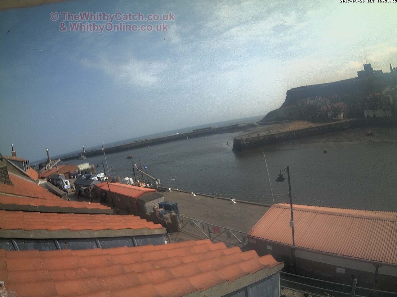 Whitby Sat 29th April 2017 10:54.