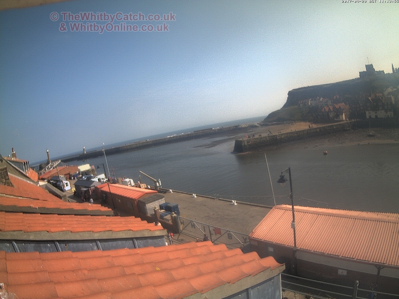 Whitby Sat 29th April 2017 11:14.