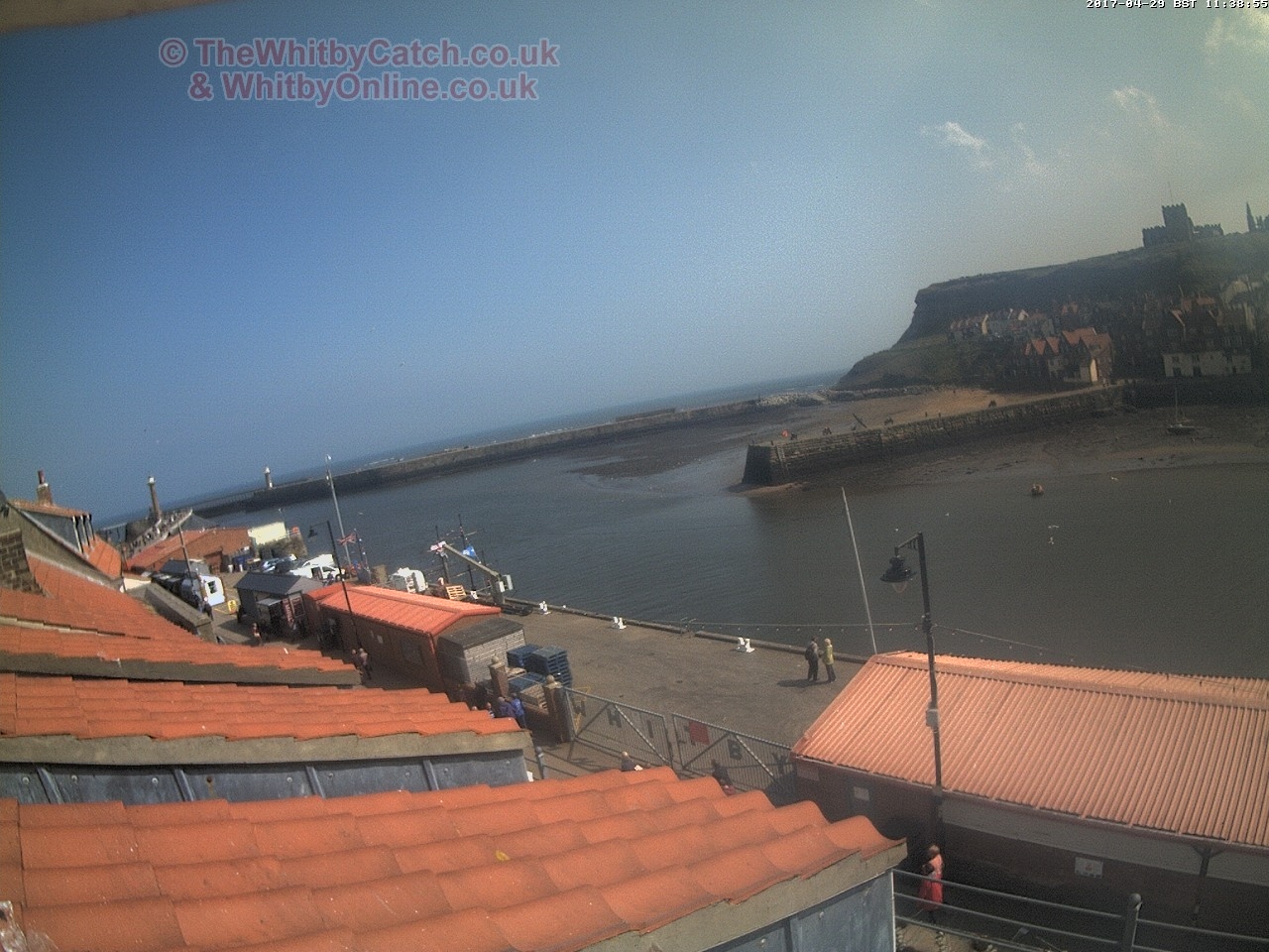 Whitby Sat 29th April 2017 11:39.
