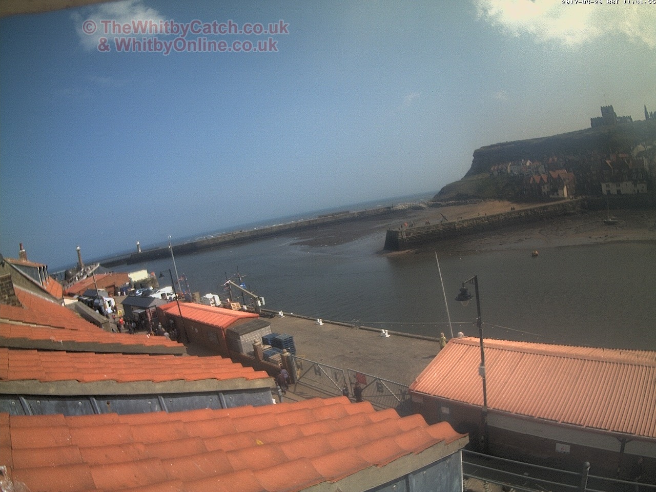 Whitby Sat 29th April 2017 11:42.