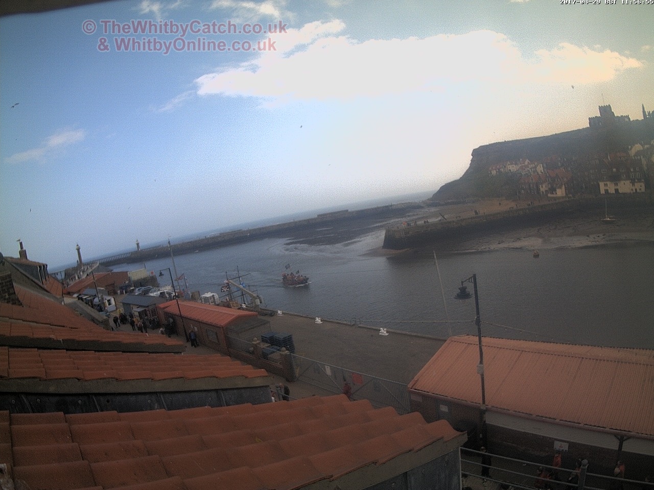 Whitby Sat 29th April 2017 11:57.