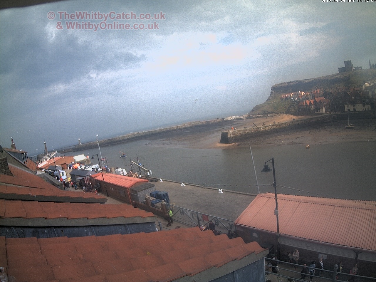 Whitby Sat 29th April 2017 13:18.