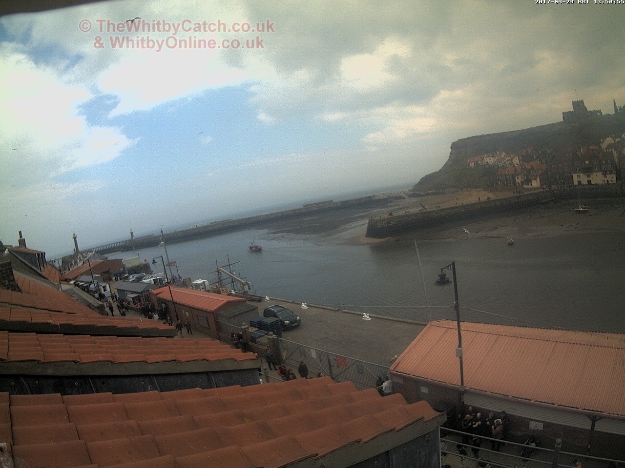 Whitby Sat 29th April 2017 13:51.