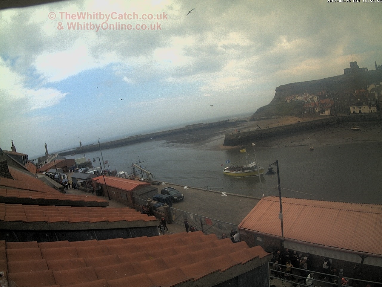 Whitby Sat 29th April 2017 13:53.