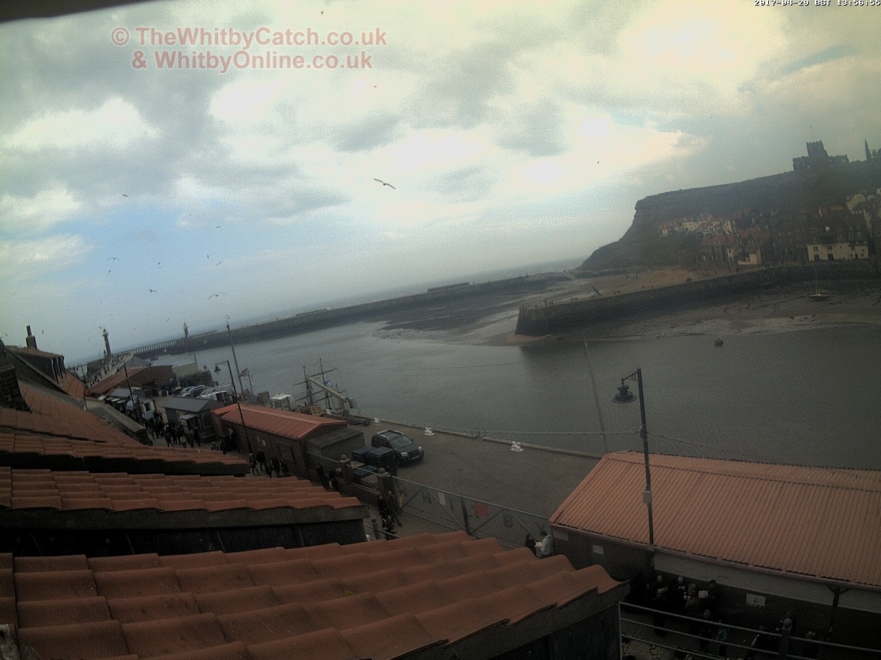 Whitby Sat 29th April 2017 13:57.