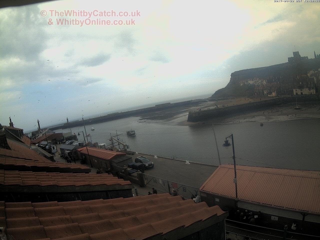 Whitby Sat 29th April 2017 13:59.