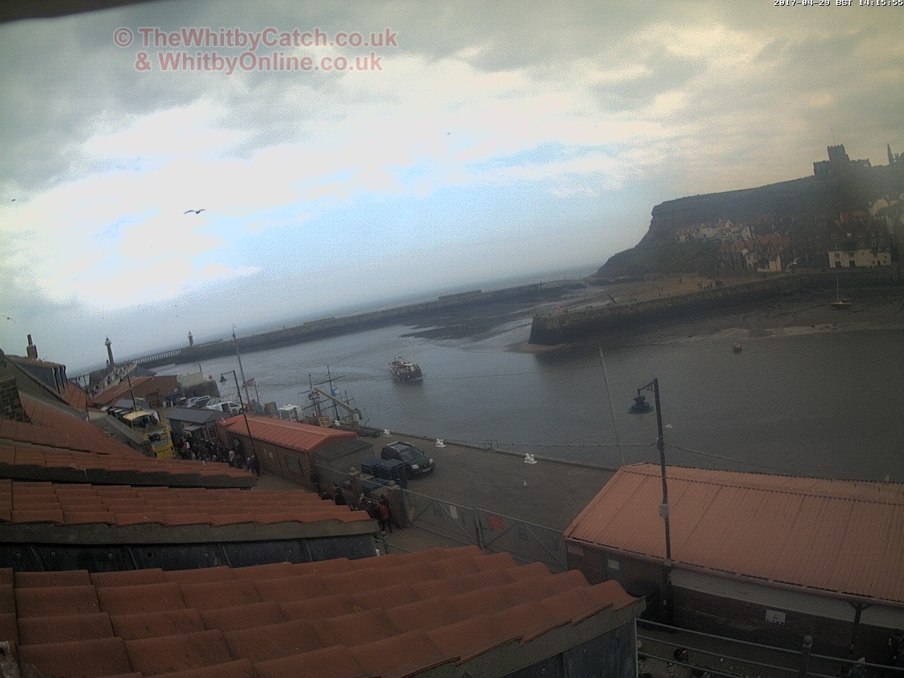 Whitby Sat 29th April 2017 14:16.