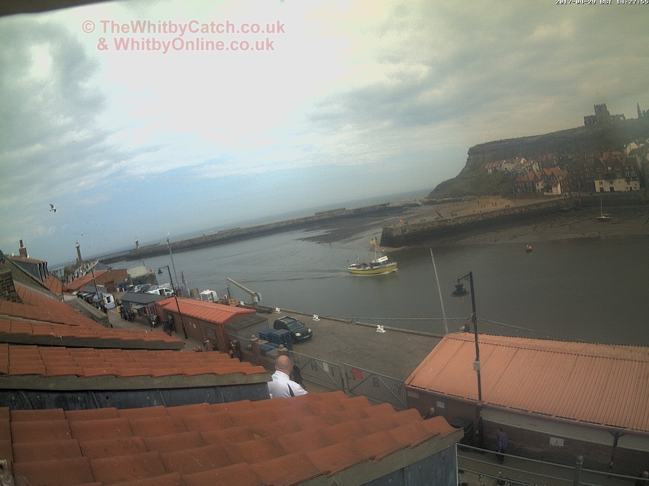 Whitby Sat 29th April 2017 14:28.