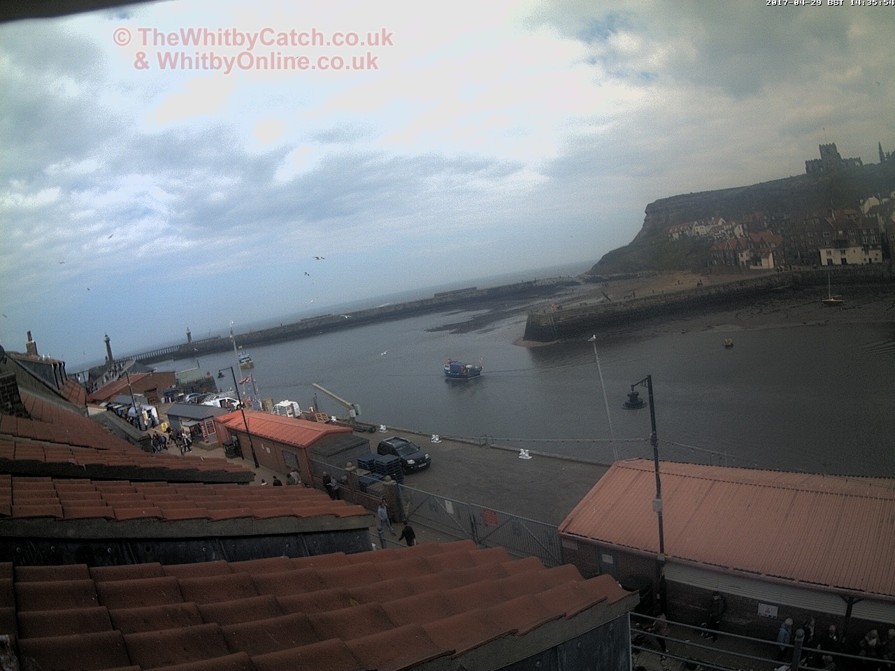Whitby Sat 29th April 2017 14:36.