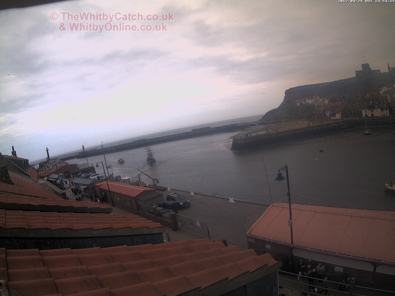 Whitby Sat 29th April 2017 14:55.