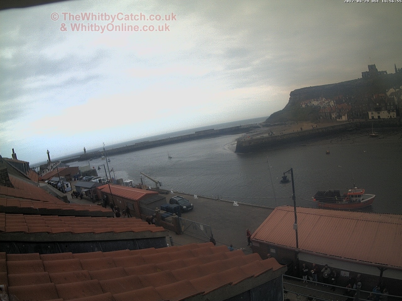 Whitby Sat 29th April 2017 14:57.