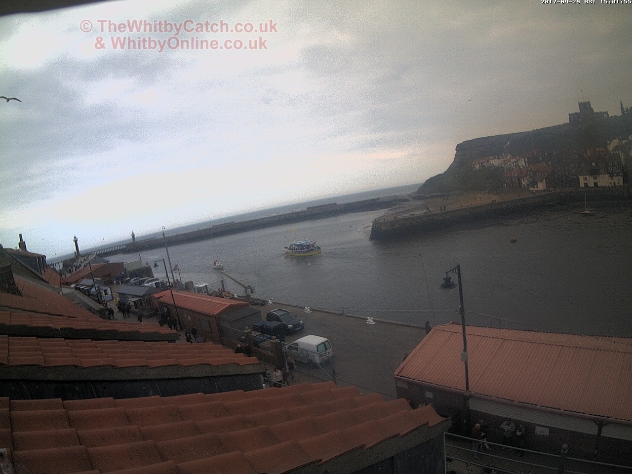 Whitby Sat 29th April 2017 15:02.