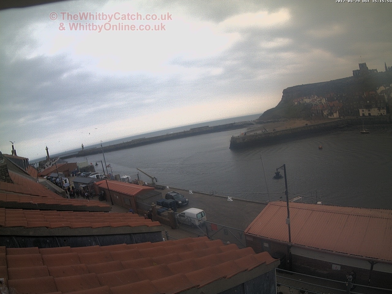 Whitby Sat 29th April 2017 15:16.