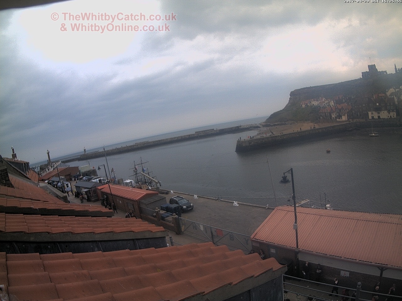 Whitby Sat 29th April 2017 15:26.