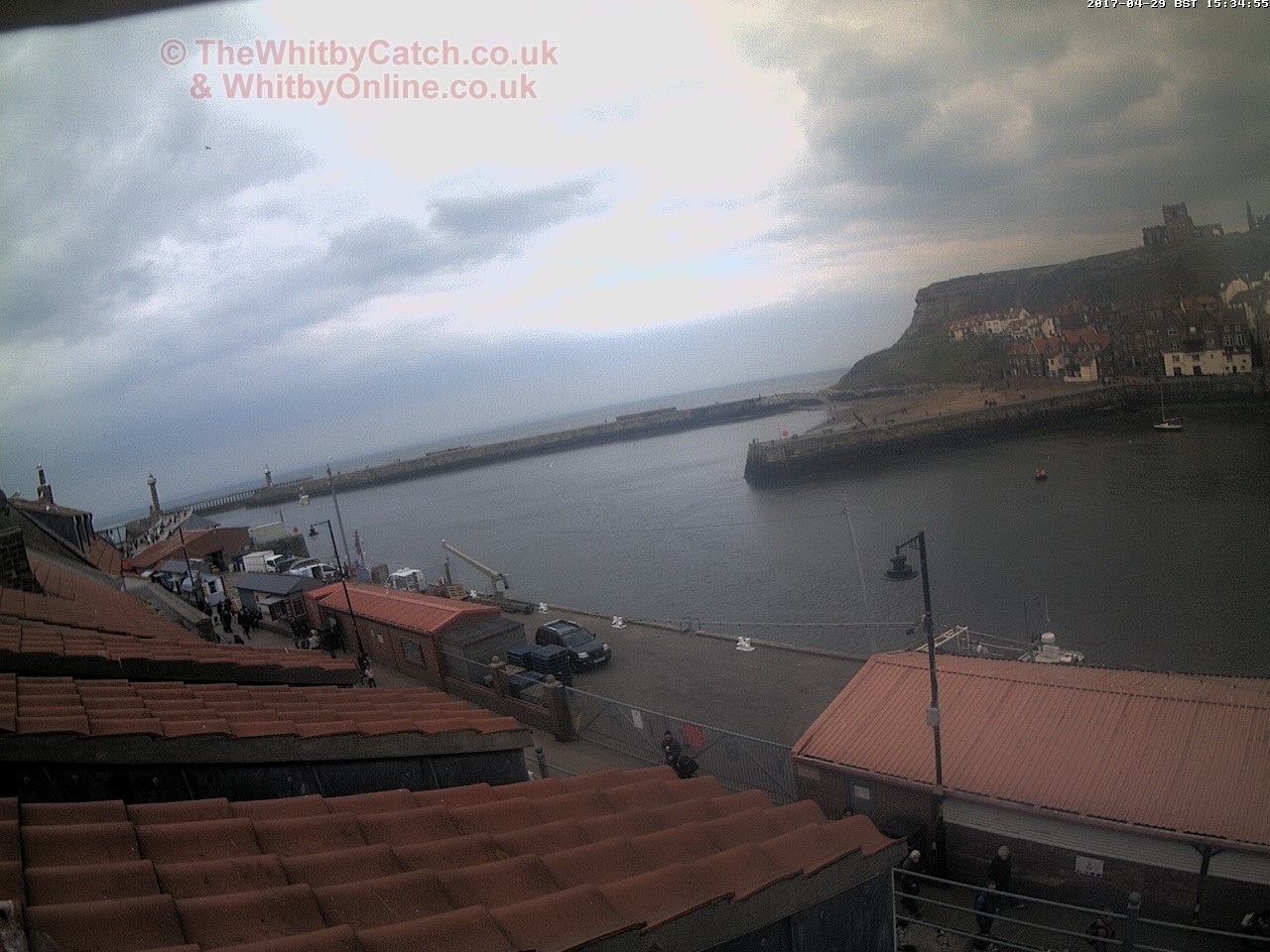 Whitby Sat 29th April 2017 15:35.