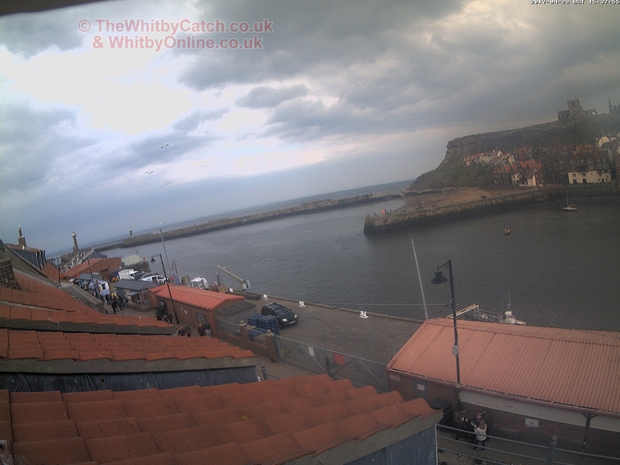 Whitby Sat 29th April 2017 15:38.