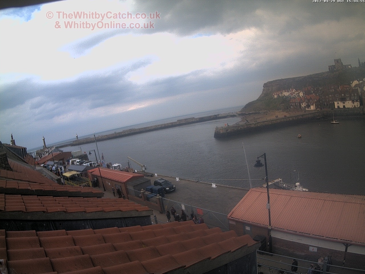 Whitby Sat 29th April 2017 15:45.