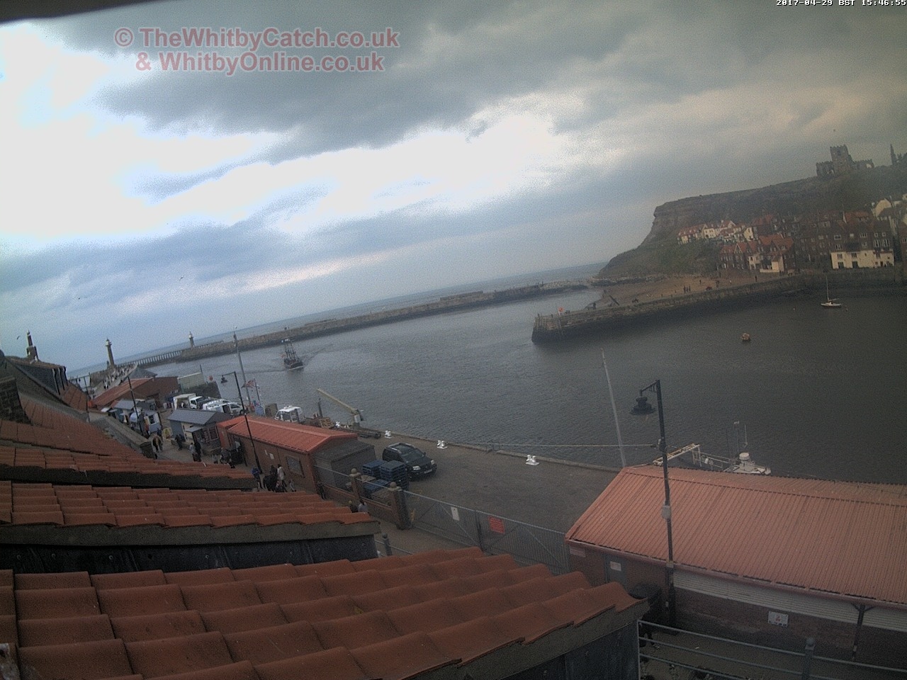 Whitby Sat 29th April 2017 15:47.