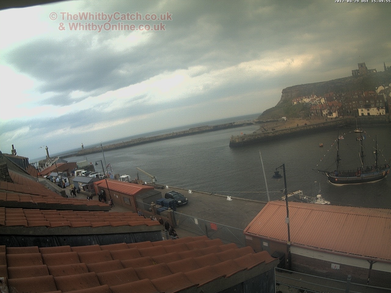 Whitby Sat 29th April 2017 15:50.