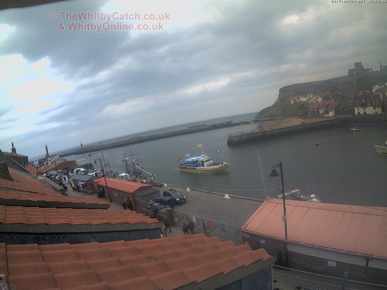 Whitby Sat 29th April 2017 15:56.