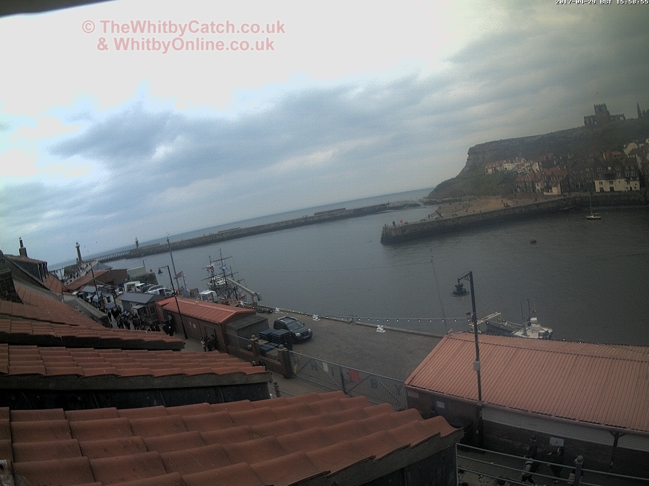 Whitby Sat 29th April 2017 15:59.