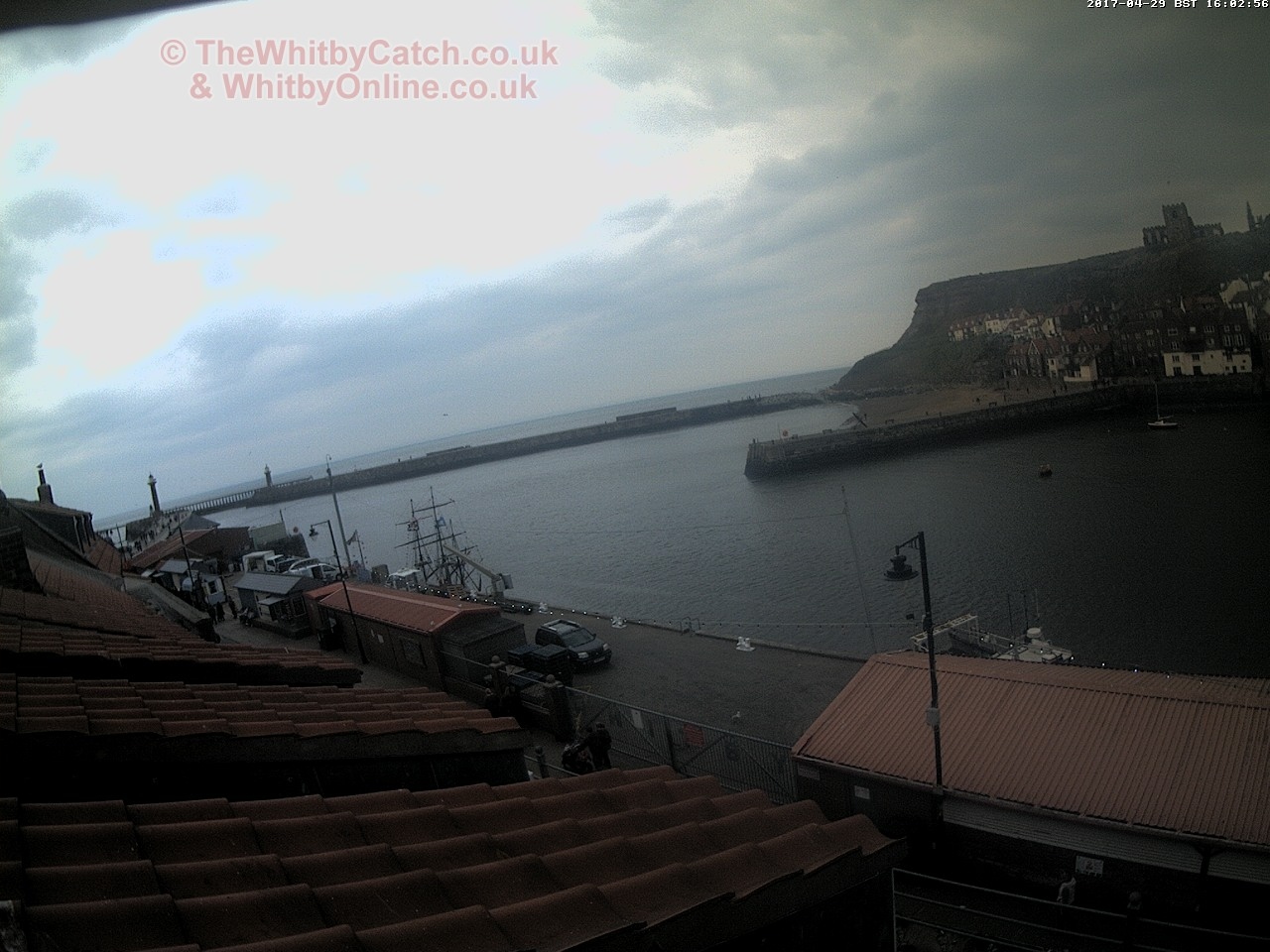 Whitby Sat 29th April 2017 16:03.