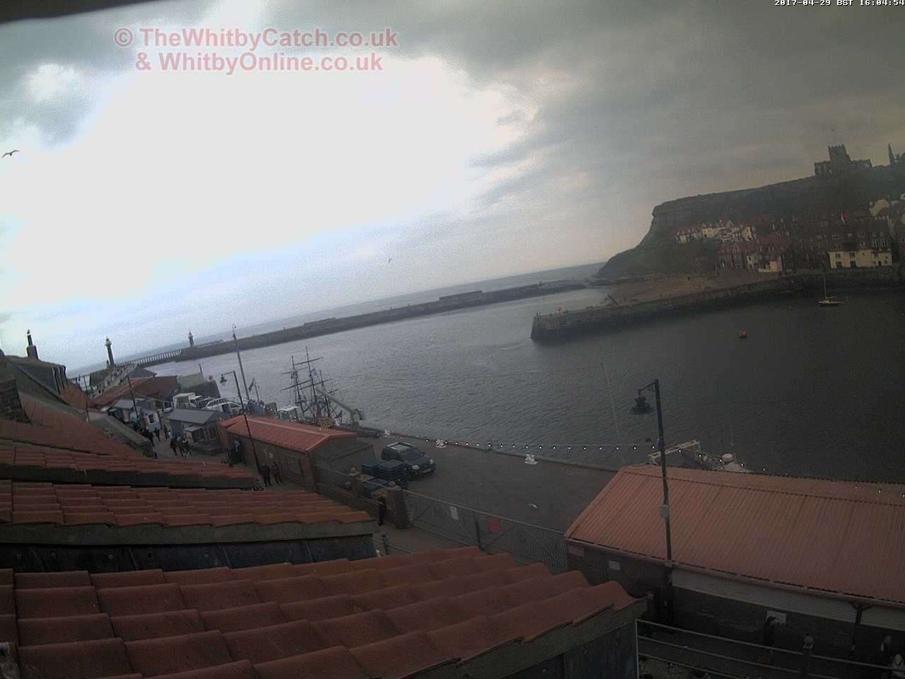 Whitby Sat 29th April 2017 16:05.