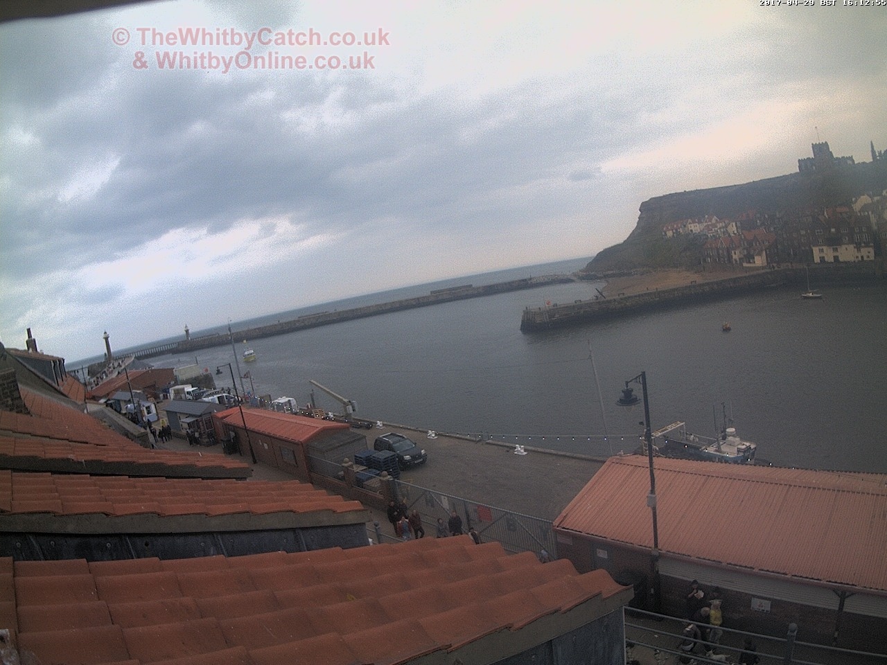 Whitby Sat 29th April 2017 16:13.