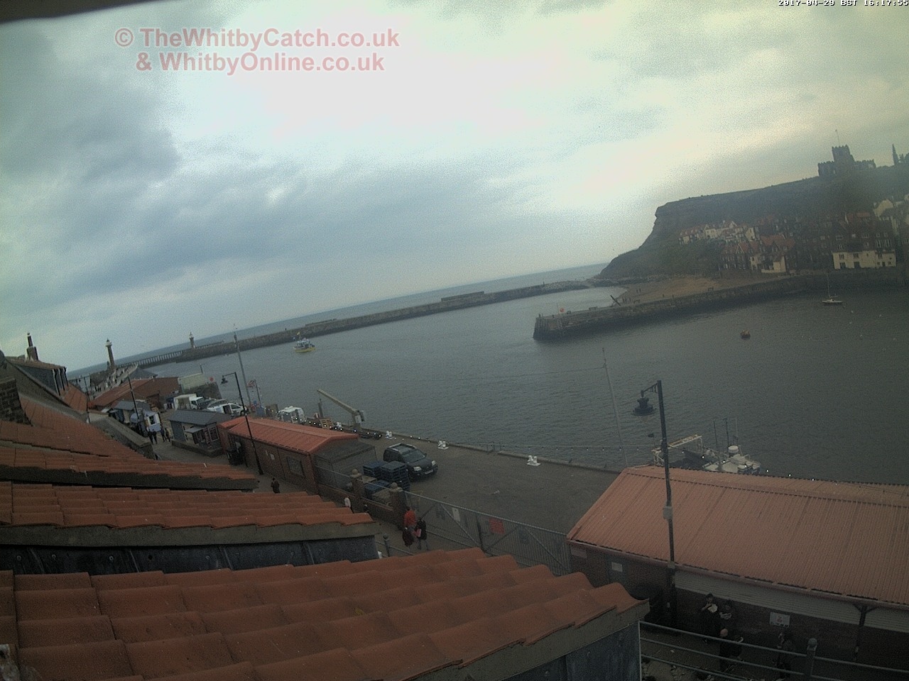 Whitby Sat 29th April 2017 16:18.