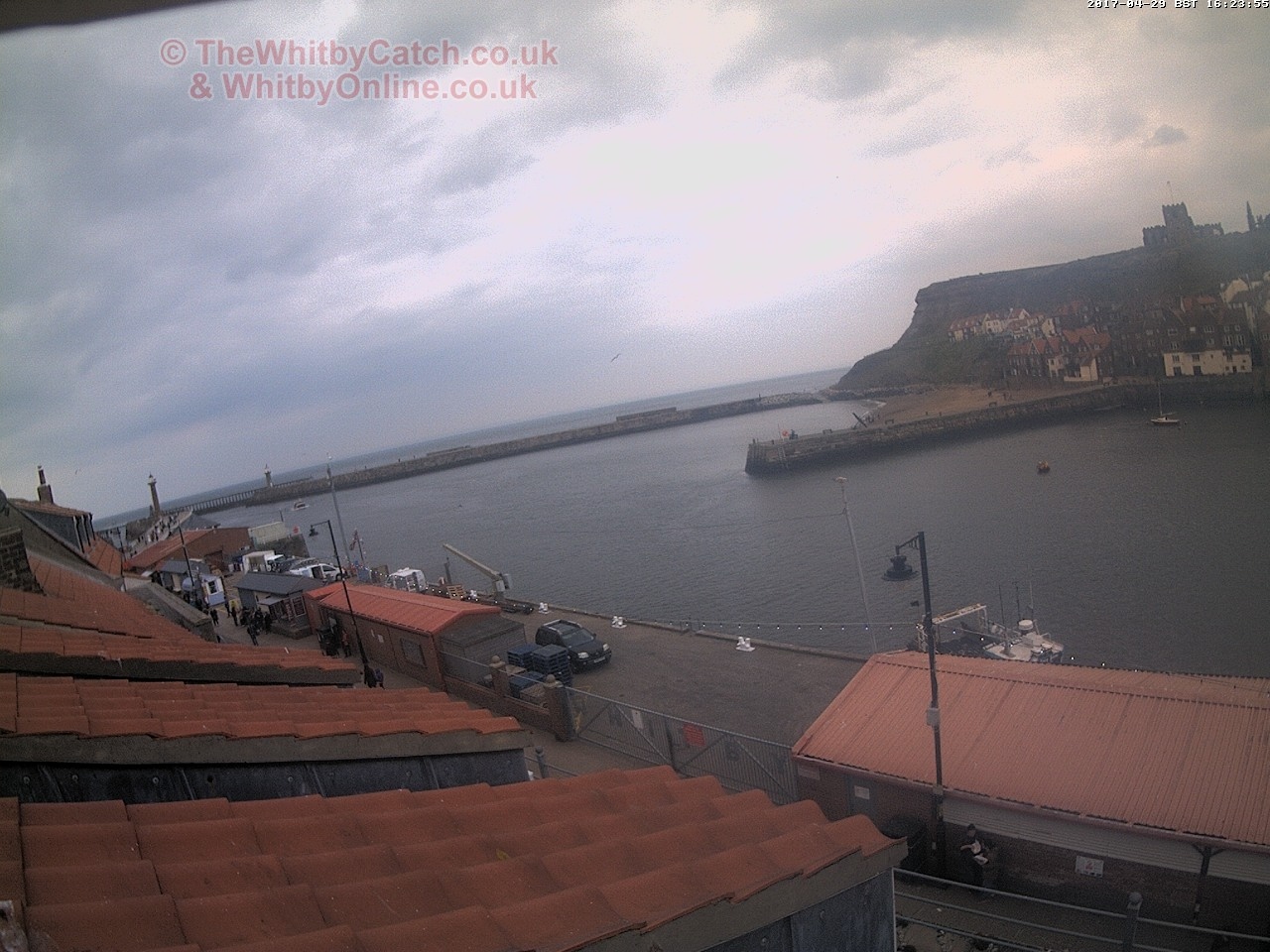 Whitby Sat 29th April 2017 16:24.