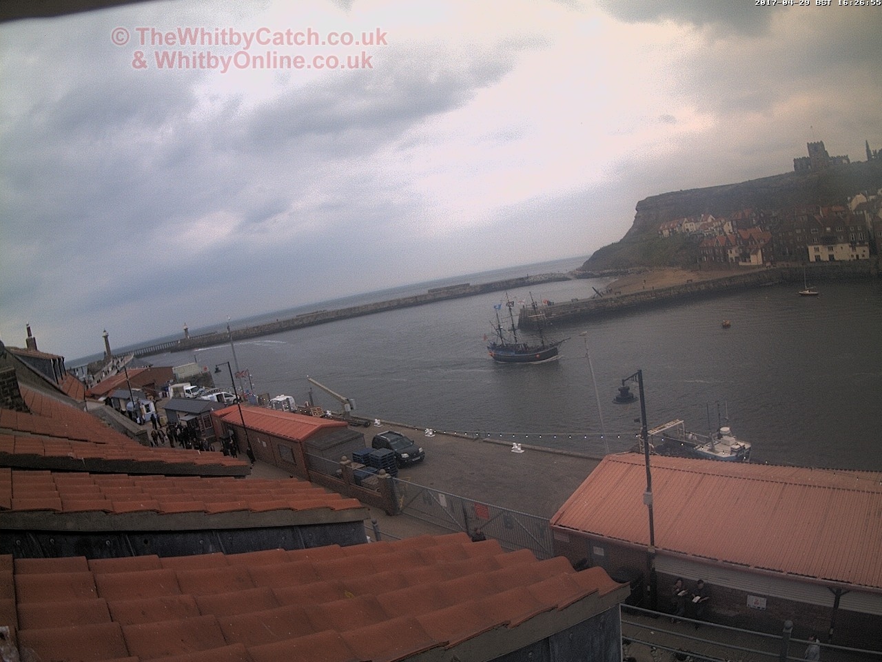 Whitby Sat 29th April 2017 16:27.