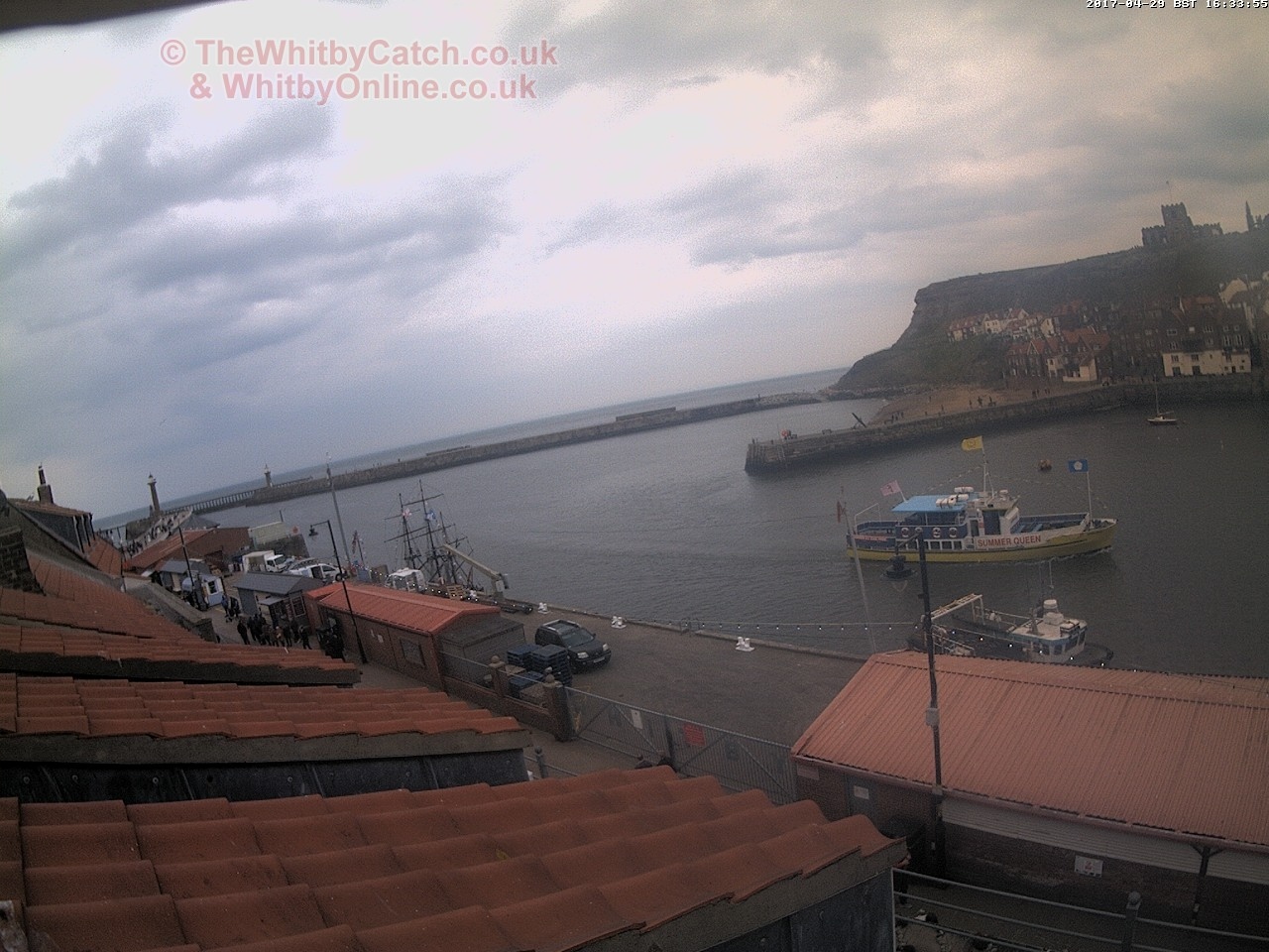 Whitby Sat 29th April 2017 16:34.