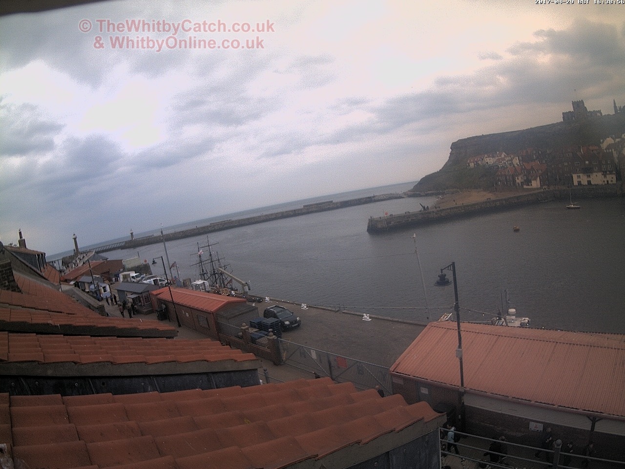 Whitby Sat 29th April 2017 16:39.