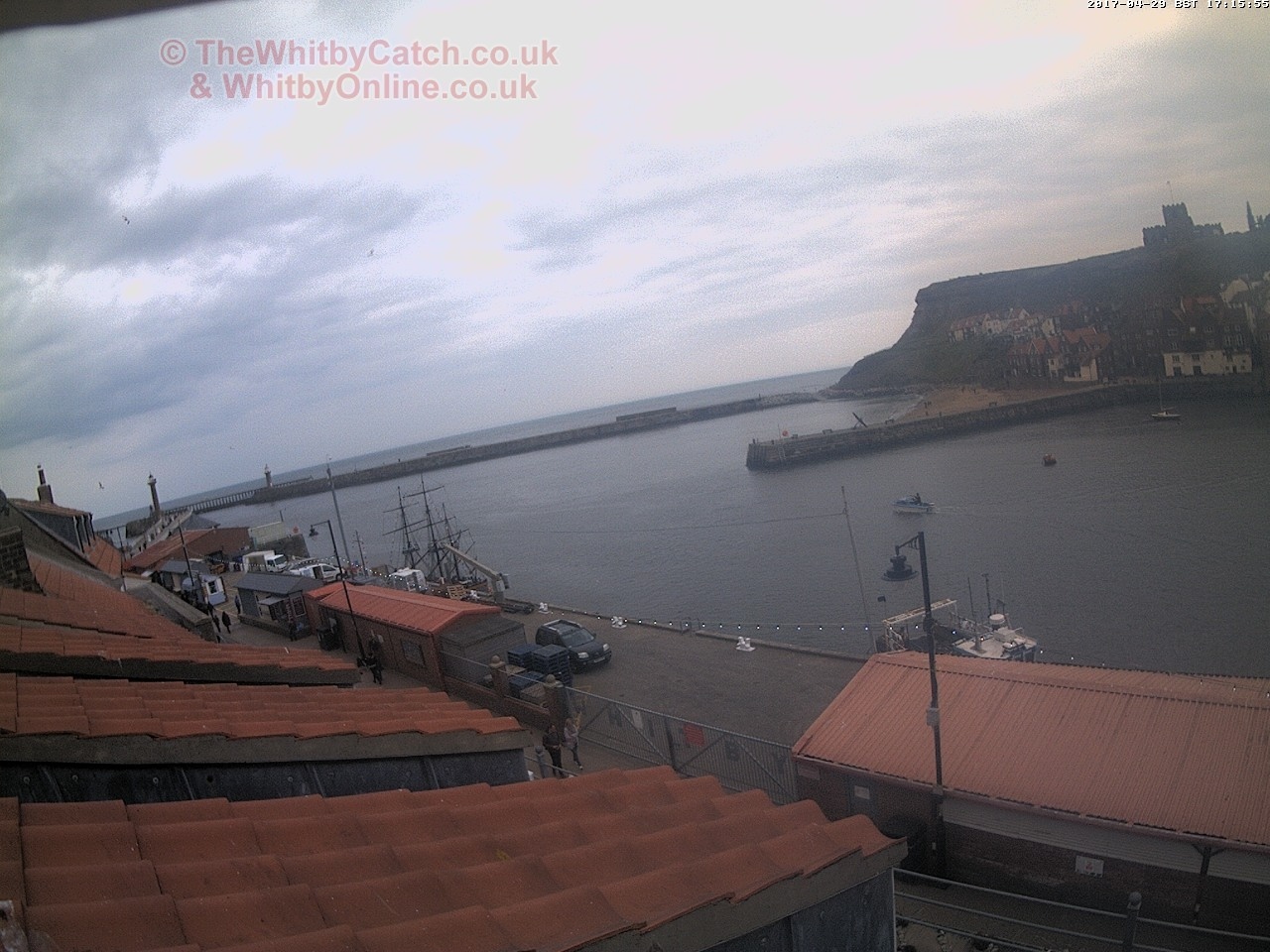 Whitby Sat 29th April 2017 17:16.
