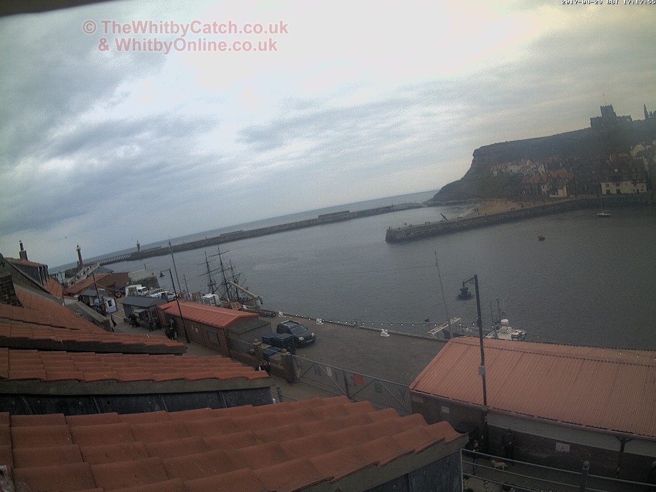 Whitby Sat 29th April 2017 17:18.