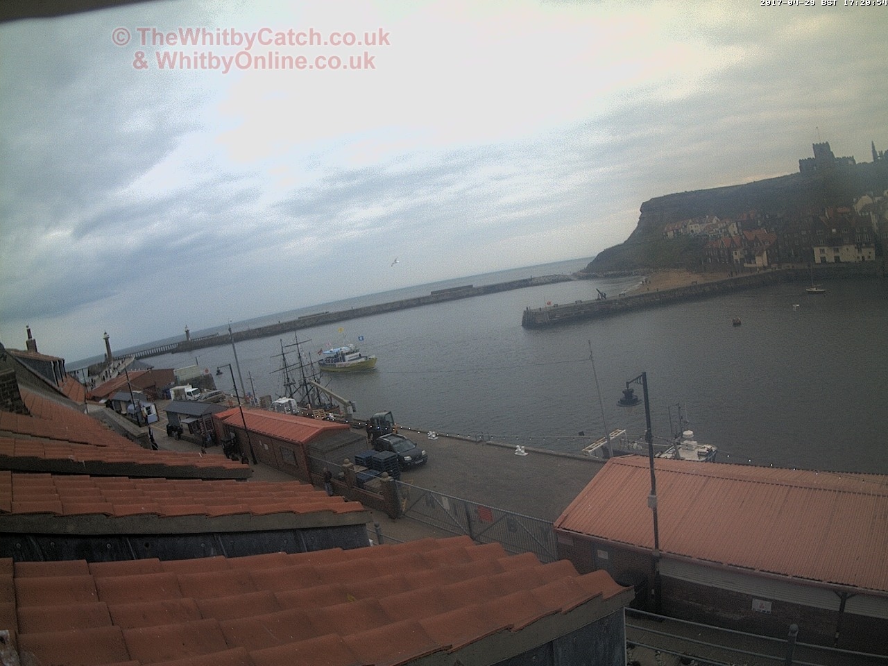 Whitby Sat 29th April 2017 17:21.
