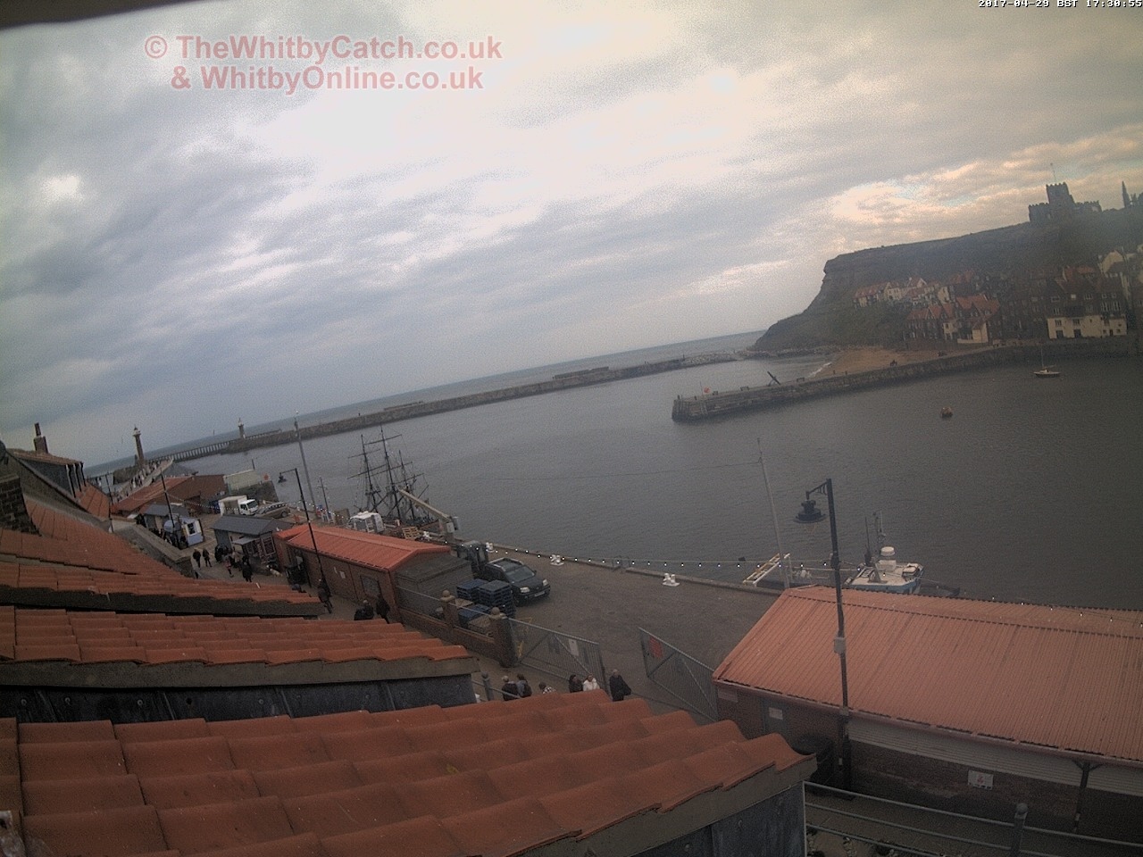 Whitby Sat 29th April 2017 17:31.
