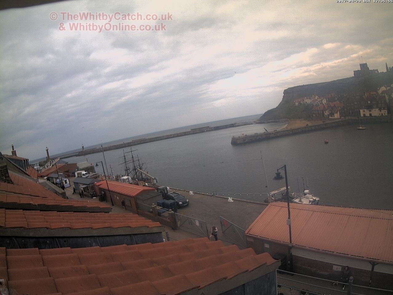 Whitby Sat 29th April 2017 17:36.