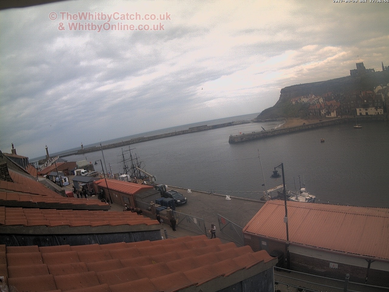 Whitby Sat 29th April 2017 17:37.