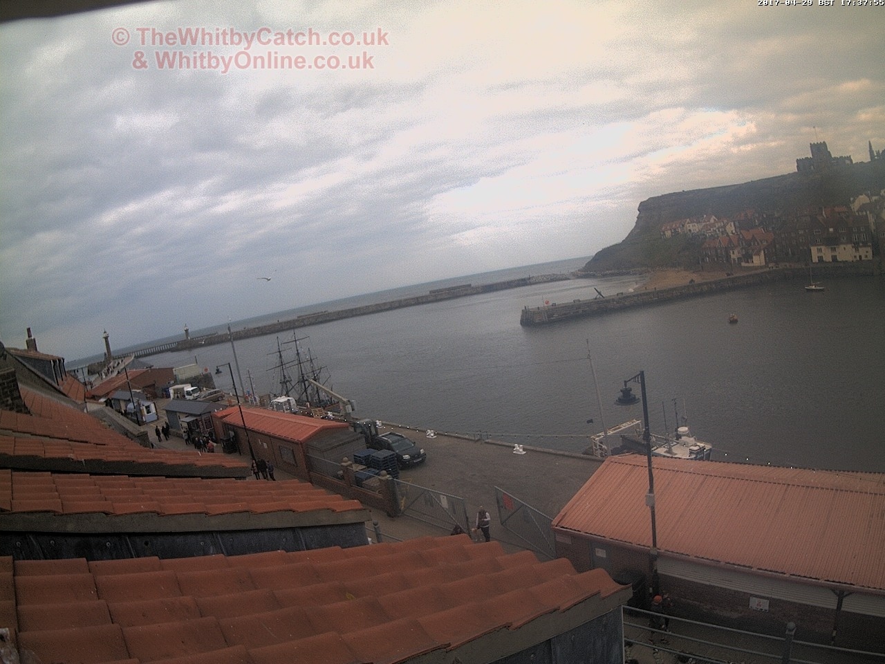 Whitby Sat 29th April 2017 17:38.